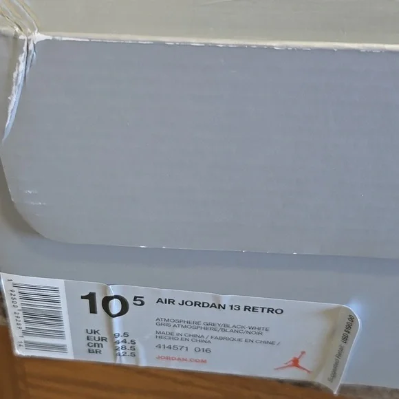10.5 Atmosphere Grey Jordan 13 Retro